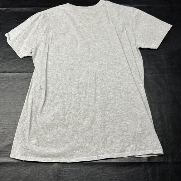 Men's University of Pittsburg Logo T-Shirt - Picture 2 of 3